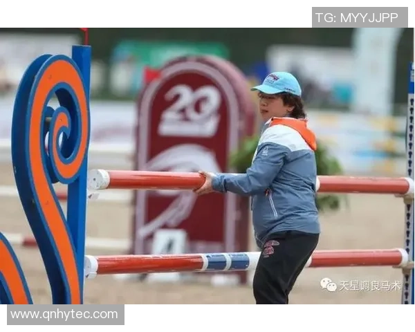 足球袜的选择与搭配技巧助你提升球场表现与舒适度