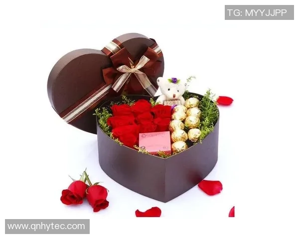 创意足球花束包装设计让你的祝福与激情完美结合