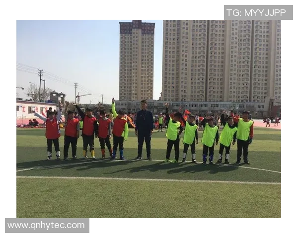 杨力行足球：探索中国足球新未来的激情与梦想